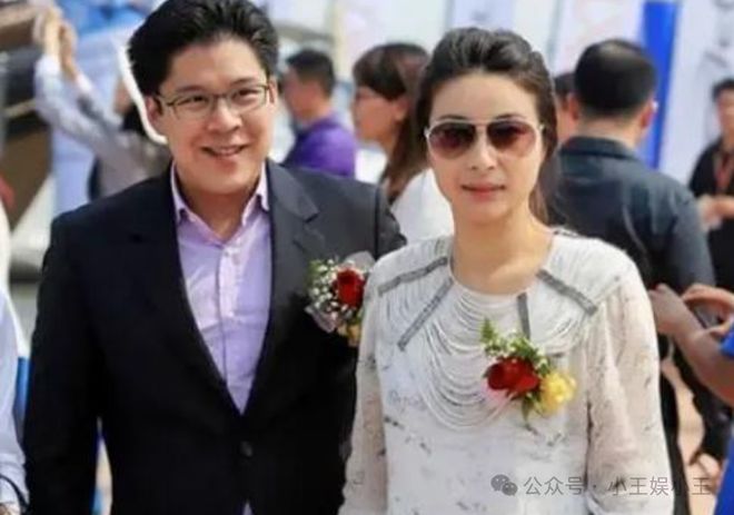 台才明白何猷君为何害怕她打扮ag旗舰厅注册奚梦瑶重回t(图4)