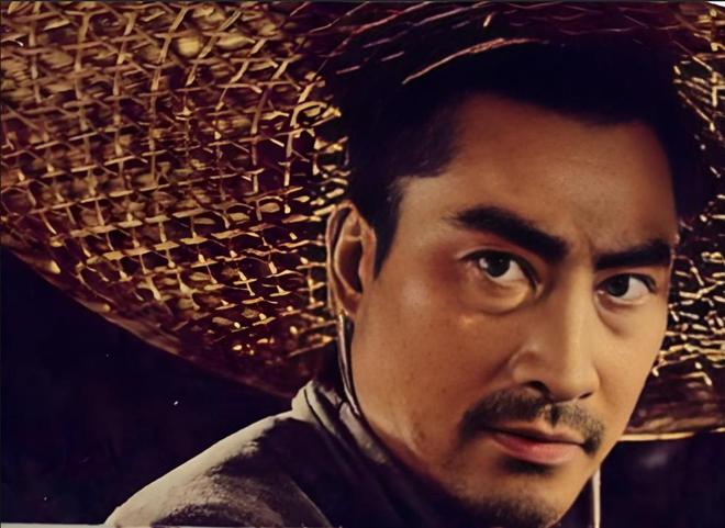 事 6次让角成模范演员 两任妻子都贤惠AG旗舰厅网关于中叔皇 你不知道的9件(图29)