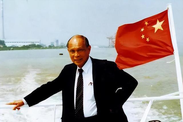 9岁的父亲霍震霆如今还能再次为霍家“争光”AG旗舰厅·(中国)网站霍启刚未曾料到他7(图8)